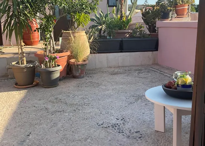 Happy Place * Ретимно (Крит)